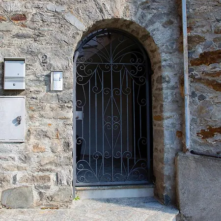 La Casa Di Giacomo & Vanille Apartman *